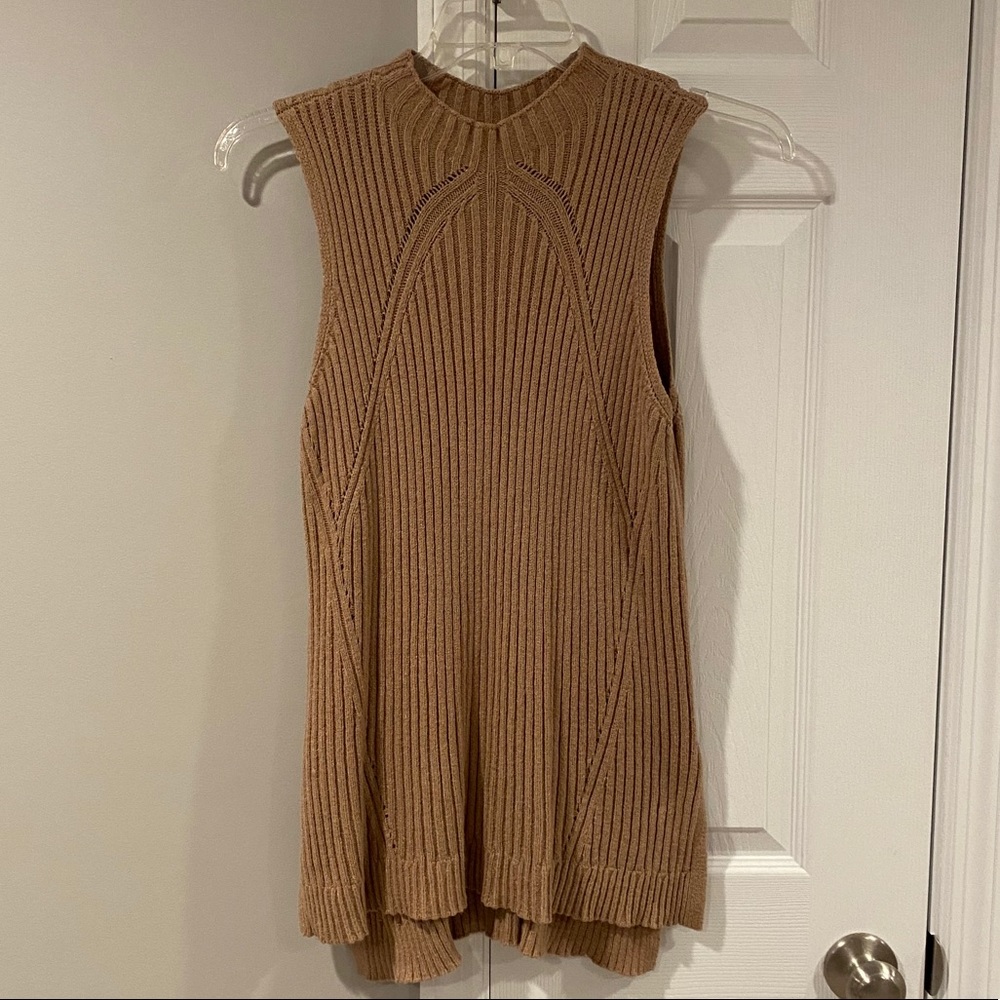Elle Sleeveless Sweater Top